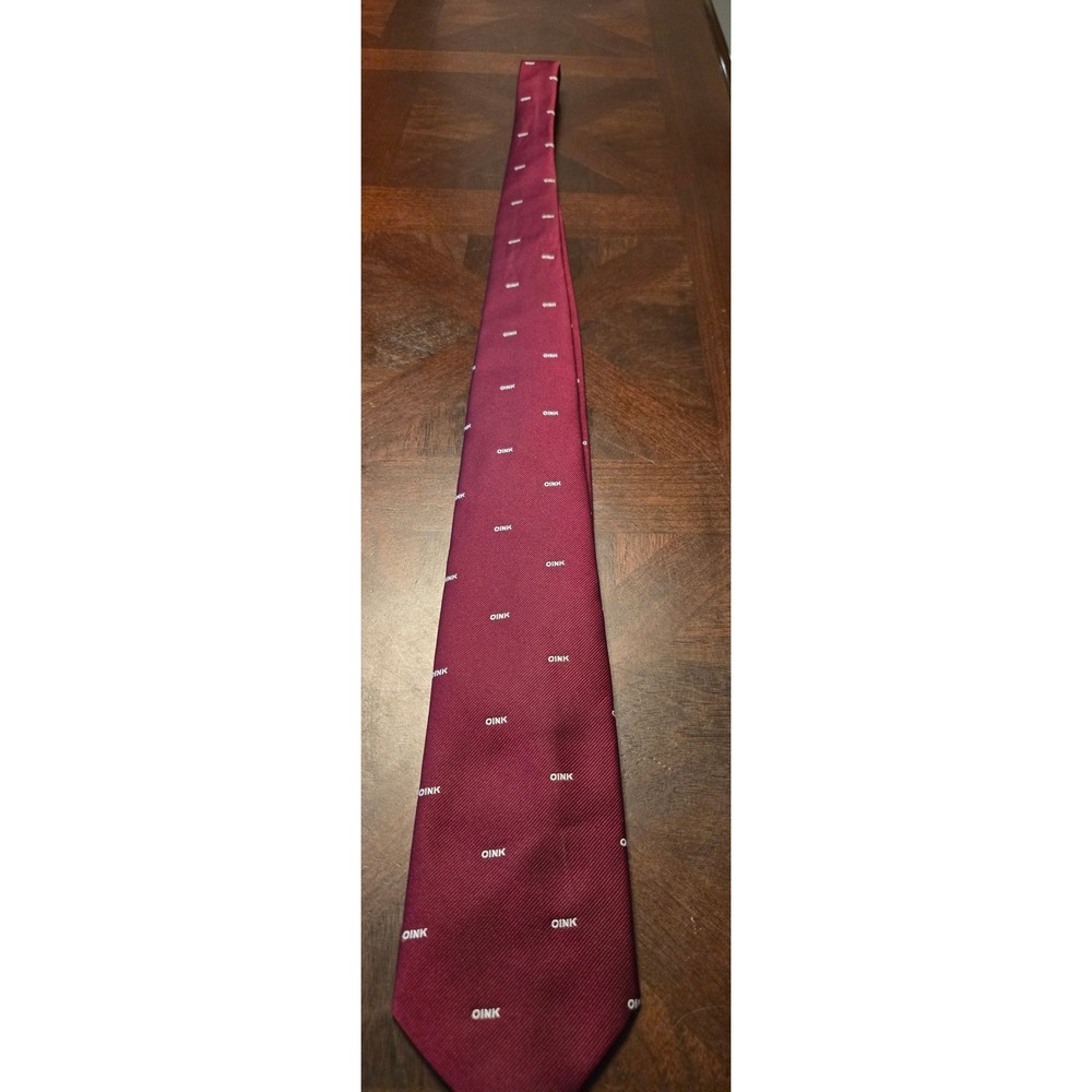 Hog Wild Boston Pork Avenue Collection OINK Pig Silk Tie Burgundy Maroon Novelty - Picture 5 of 6